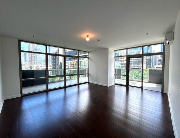 For Sale! 3BR Facing Park unit at West Gallery Place BGC
