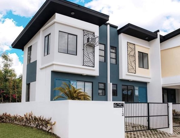 Perfect for Extended Families Calista Pair Unit in Tanzas Premier Community