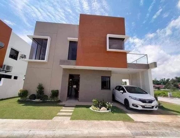 4-bedroom Single Detached House For Sale in Liloa Cebu