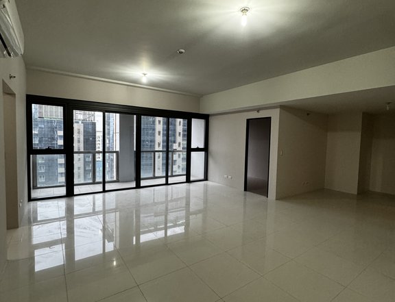 Last 4 Bedroom Penthouse Condo For Sale in Uptown Ritz BGC