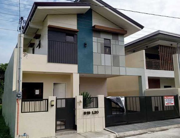 Ready for Occupancy 3 bedroom plus 1 maid room house for sale in  Imus Cavite