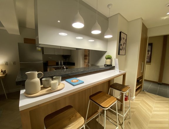 STUDIO UNIT FOR SALE  IN THE GRAND MIDORI ORTIGAS