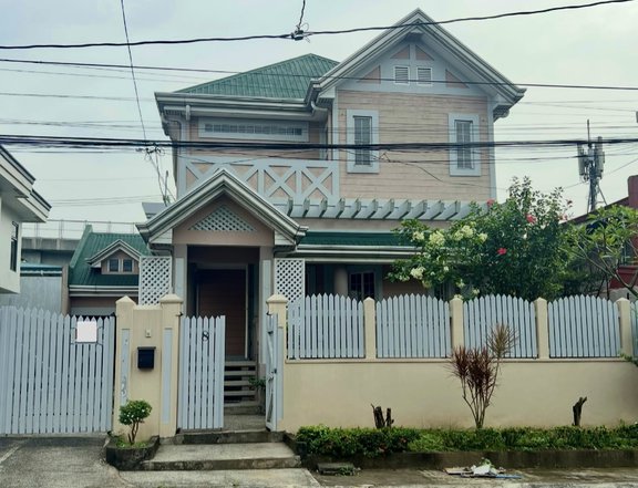 House and Lot For Sale at Sitio Seville Subdivision, Neopolitan Fairview, Commonwealth, Quezon City