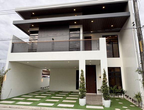 Modern Contemporary House Near Clark, Pampanga