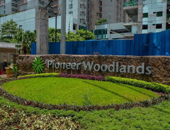 AFFORDABLE Condo near BGC Taguig/Shangrila Rent to Own