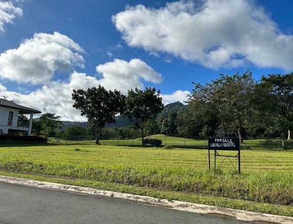 PRIME LOT with clear Taal Lake View in Cotswold Tagaytay Highlands
