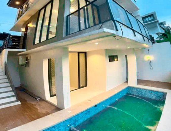 Modern overlooking house for Sale in Bulacao Cebu