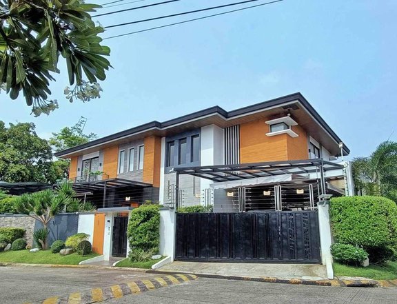 For Sale: 2-Storey Luxury House in Phase 3 BF Homes Paranaque City