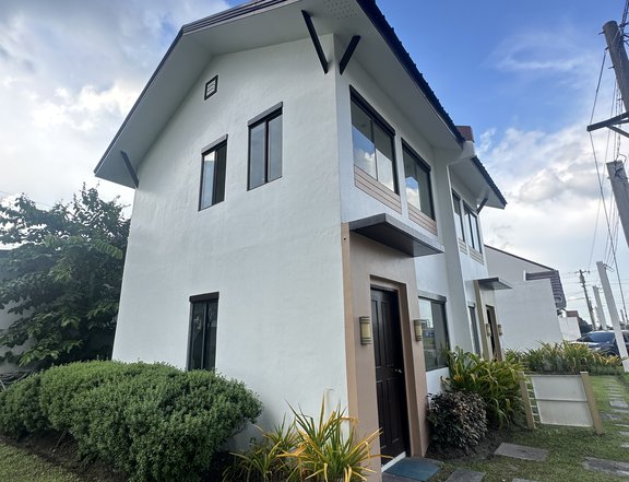 3-bedroom Single Attached House For Sale in Claremont Mabalacat Pampanga