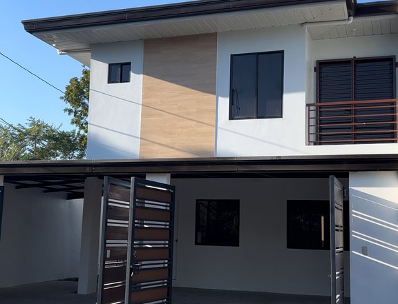 4-bedroom Residential Townhouse Unit For Sale near Clark, Pampanga