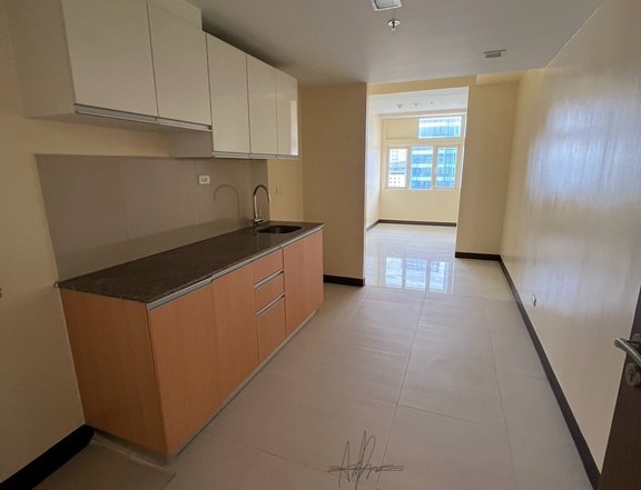 1 BR. 38 sqm. San Antonio Residence Makati