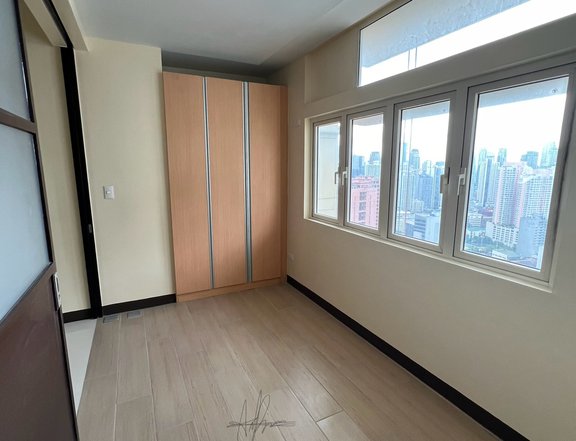 1 BR. 32 sqm. SAN ANTONIO RESIDENCE MAKATI