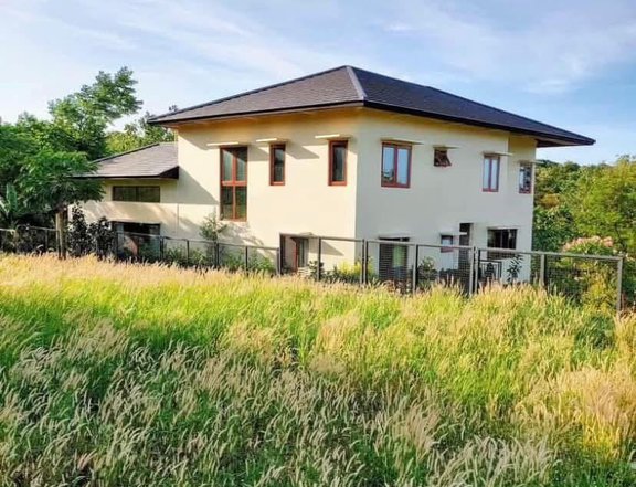 Pre-Owned 5-bedroom Single Attached House For Sale in Morong Bataan