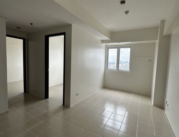 2 Bedroom condo unit with flexible payment terms For Sale near CBD