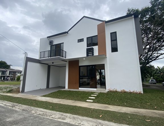 Ready For Occupancy 4-bedroom Single Attached House For Sale in Avida Settings Nuvali Santa Rosa