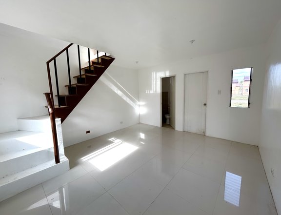 Single Detached House For Sale in Tanza Cavite