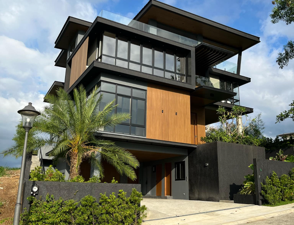 STUNNING BRAND NEW MODERN 4 LEVEL HOUSE IN AYALA WESTGROVE HEIGHTS