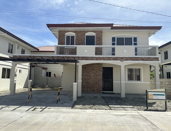 3 Bedrooms House For Sale Along Jasa Road And Near Sm Pampanga!!