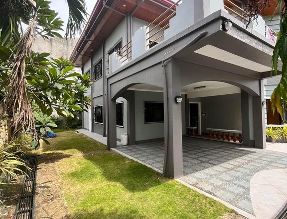 6-bedroom Single Detached House For Sale in Mandaue Cebu