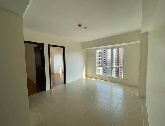 Rent-to-own  23sqm Studio Unit in Mandaluyong 13kMonthly