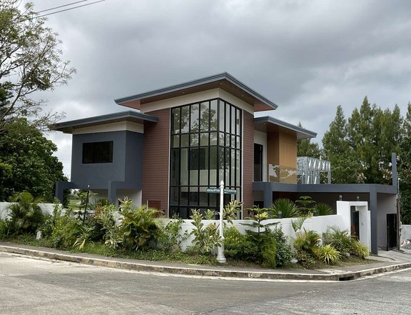 Ready For Occupancy 4-bedroom Single Detached House For Sale in Alfonso Cavite