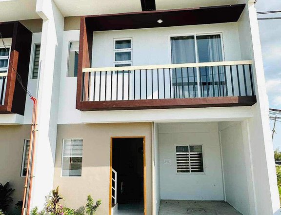 The Park at Lipa 3 bedroom Townhouse near De La Salle Lipa