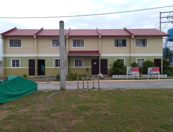 Affordable 2-bedroom Townhouse For Sale in Tanauan Batangas