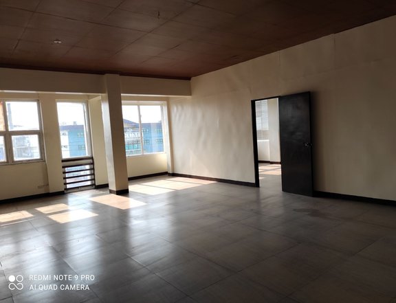 150sqm whole 4th floor office space in Tunasan, Muntinlupa City near Lyceum University