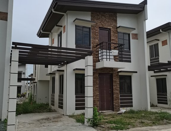 Discounted 100K Single  Attached House Complete Turnover