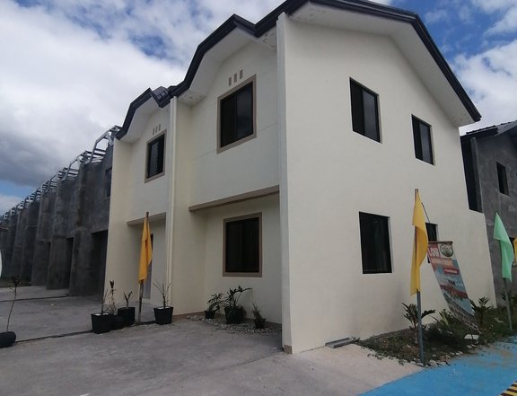 Pre-selling 2-bedroom Townhouse For Sale thru Pag-IBIG in Marilao