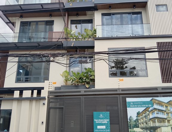 4-bedroom RFO Townhouse For Sale in Mandaluyong near Makati