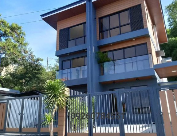 Overlooking  Duplex  Home for sale in Monteverde Royale, Taytay Rizal