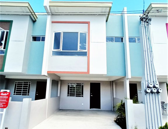 3-BEDROOM TOWNHOUSE FOR SALE IN IMUS CAVITE NEAR ALABANG AND MANILA