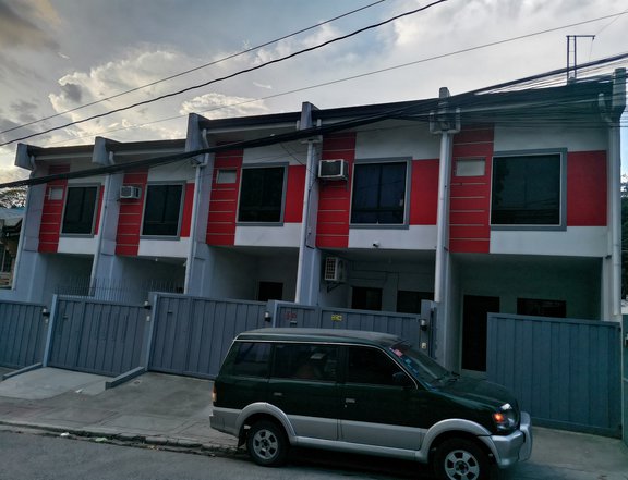 RFO Townhouse in Qc near in Litex Market and Commonwealth