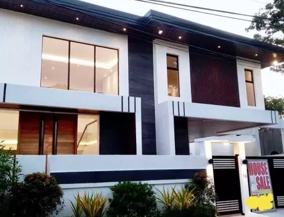 Brandnew 5-bedroom Single Detached House For Sale in Paranaque