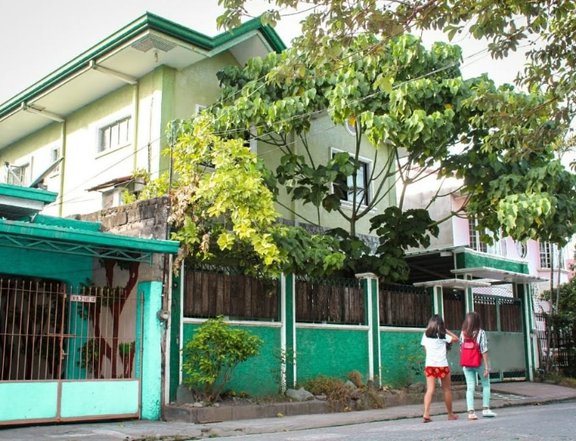 Spacious family 2 storey house and lot for sale in San Pedro Laguna
