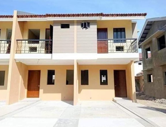 HOUSE AND LOT FOR SALE:HAMPTON PLACE ANGONO RIZAL Reopen Only  2 unit