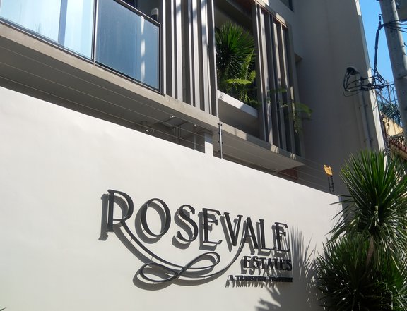 RFO LUXURY TOWNHOUSE IN PACO MANILA THE ROSEVALE ESTATES