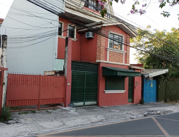 House & Lot near Visayas Avenue, Quezon City