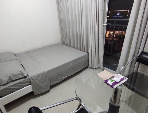 1  Bedroom Condo For Rent in South Residences, Las Pinas