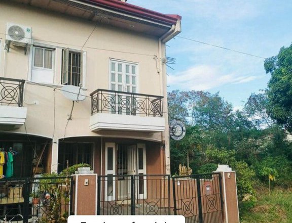Foreclosed Townhouse for sale in Las Pinas BF Resort Village