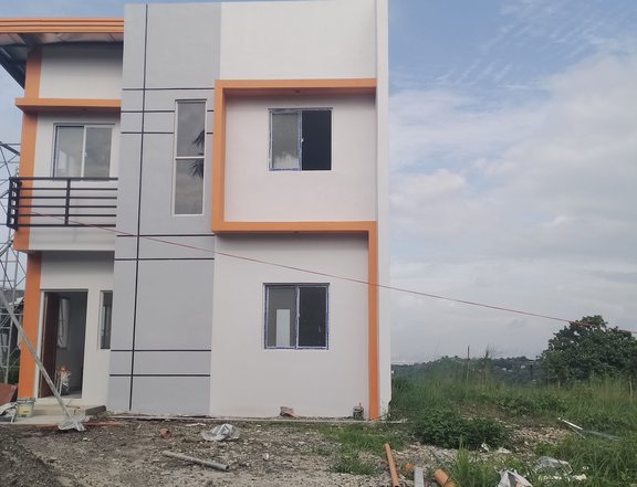 4bedrooms single attached house for sale in angono mahabang parang