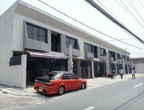 106 sqm.3 Bedrooms Townhomes Front Main Rd Cupang Antipolo