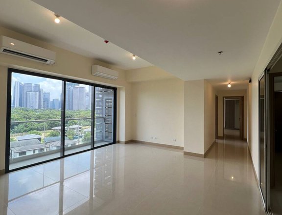 2 bedroom unit condo for sale in mckinley west taguig