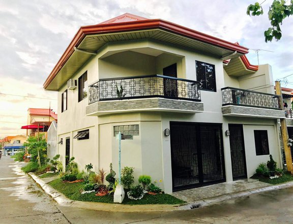 3-bedroom House For Sale in Cabuyao Laguna Corner Lot