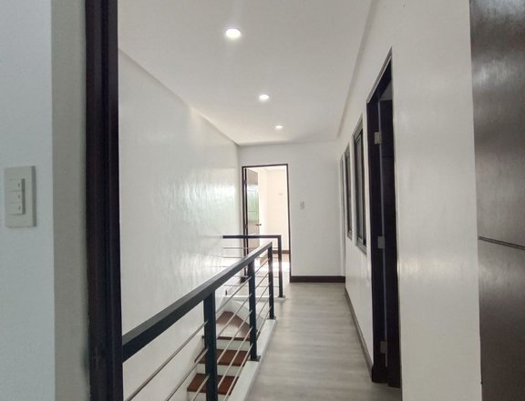 All New Townhouse For Sale in Fairview Quezon City !