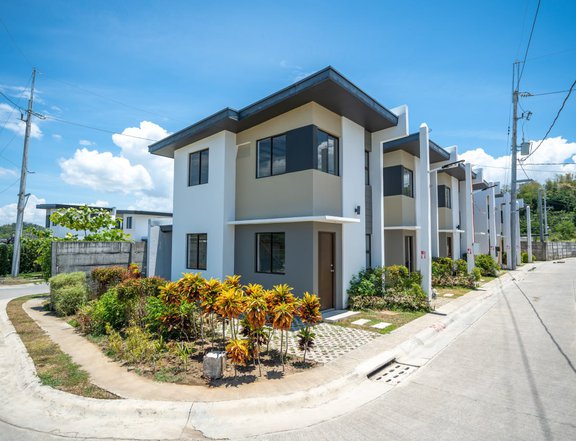 2 BEDROOM SINGLE DETACHED HOUSE & LOT FOR SALE IN AMAIA CABANATUAN.