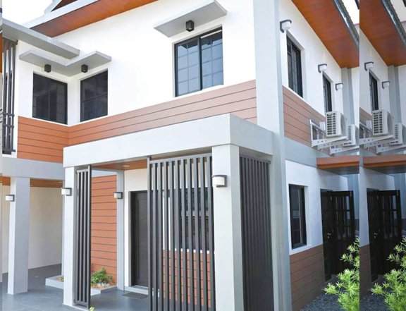 4-bedroom Single Attached House For Sale in Caloocan Metro Manila