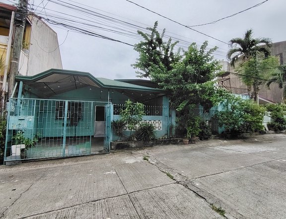 4-bedroom Single Attached House For Sale in Novaliches