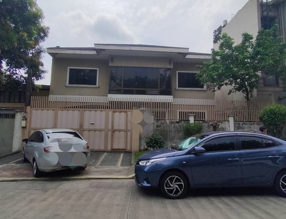 371sqm House and Lot for Sale in Balintawak,Quezon City